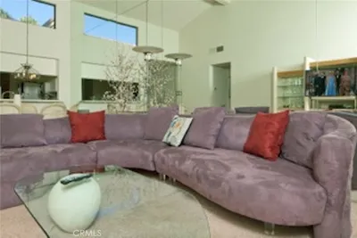 38613 Wisteria Drive photo 2