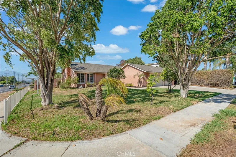 Photo 2 of 1077 Westpark