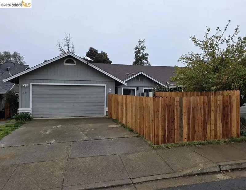 216 Westview Dr