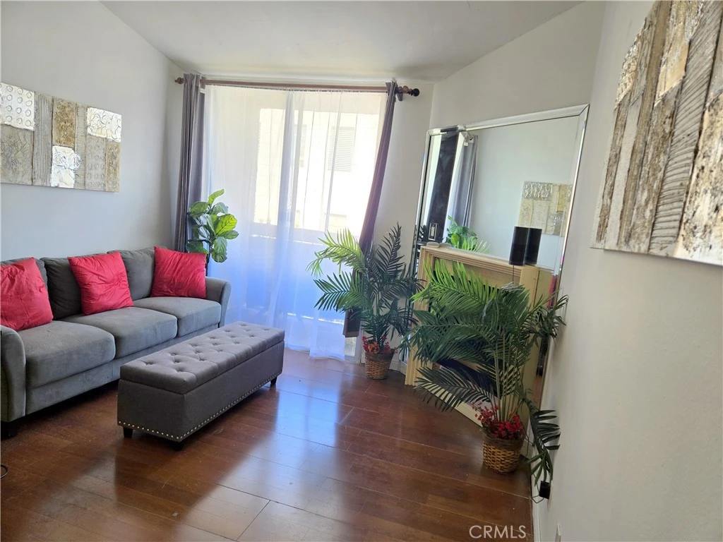 Interior 2