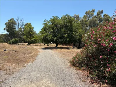 6517 County Road 18 photo 2