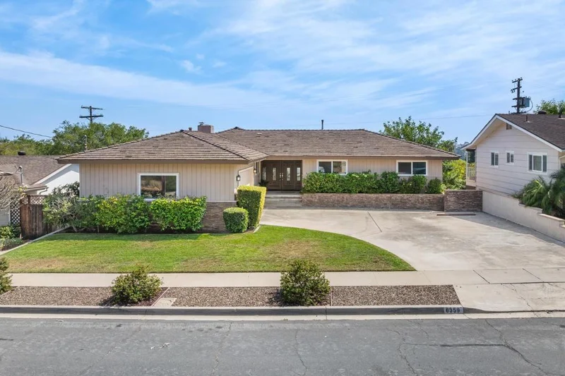 6359 Lambda Drive photo 2