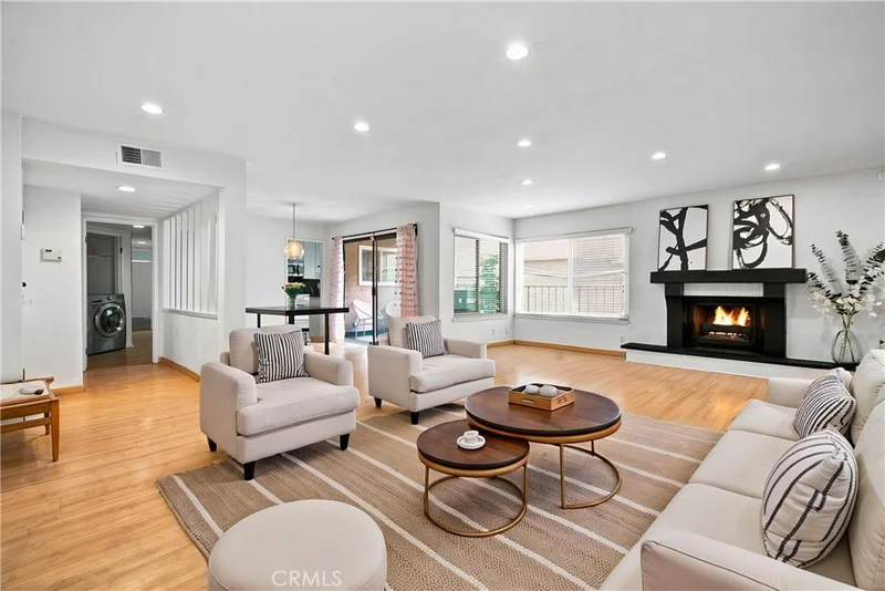 Photo 2 of 4675 Willis Avenue 105