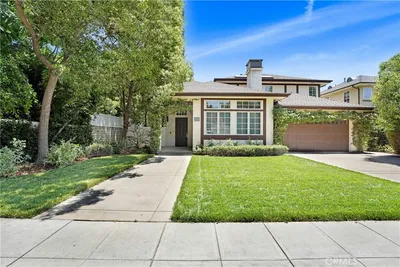 1714 W Oak