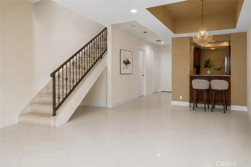Interior 3