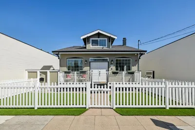 917 Howard Avenue