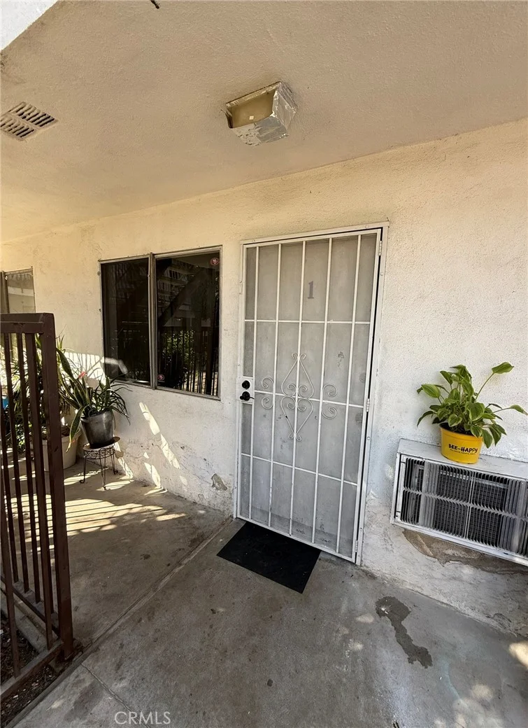 13040 Dronfield Ave 1