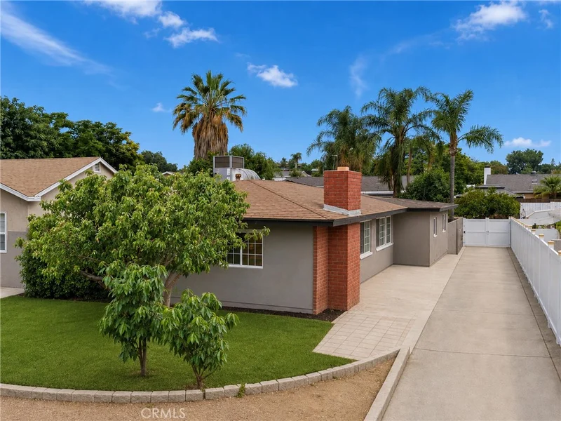6057 Florence