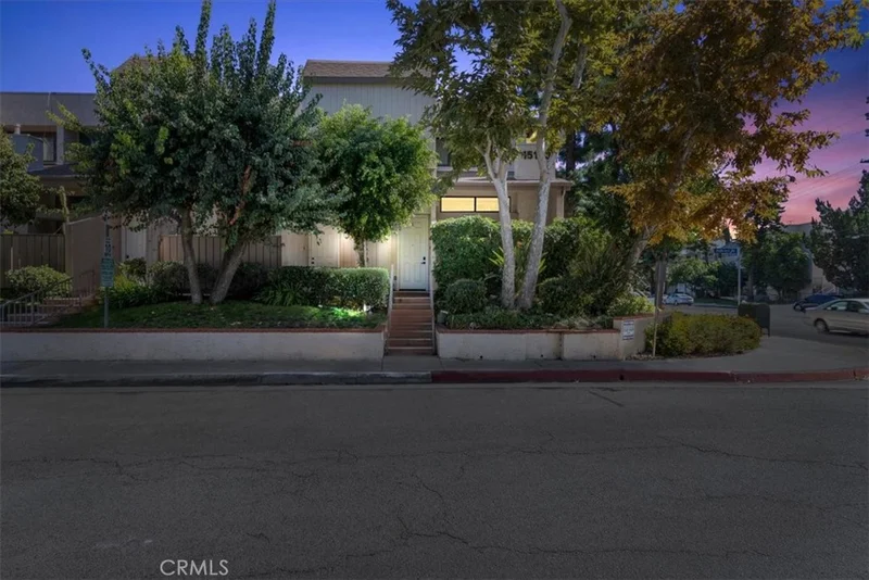 15133 Magnolia E