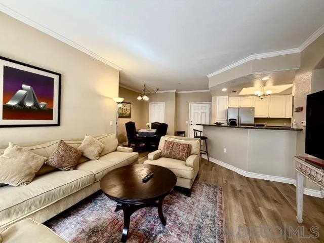 Interior 3