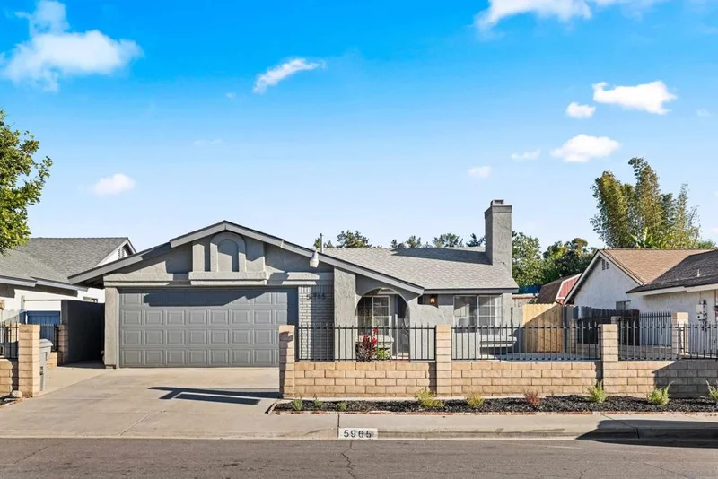 5965 Cervantes, San Diego, CA 92114