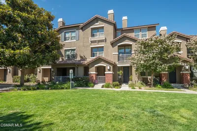 4572 Via Presidio photo 2