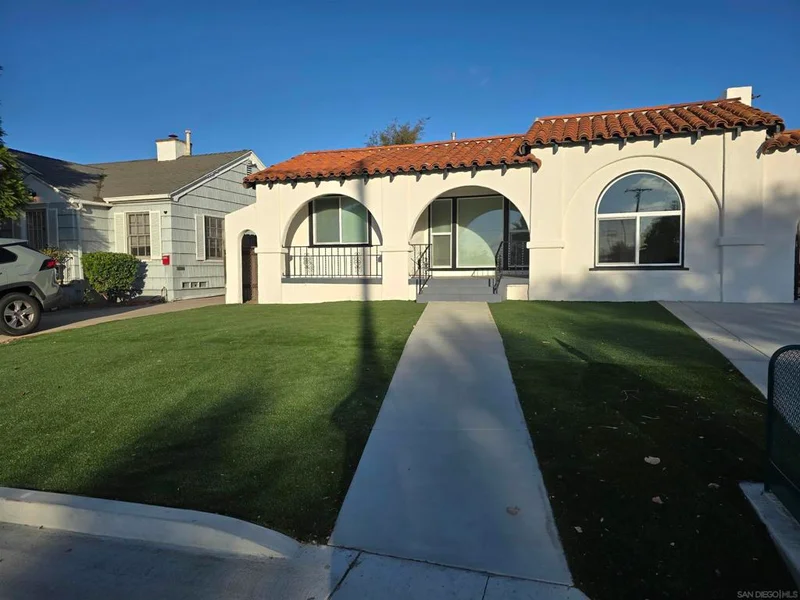 4527 Esther Street