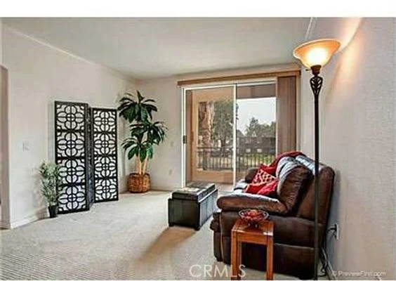9253 Regents Road A211 photo 2
