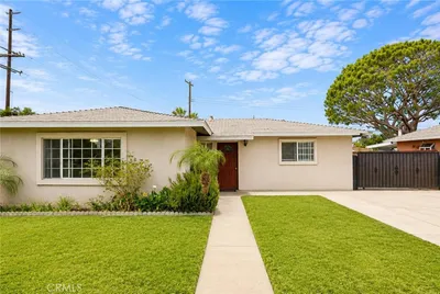 1134 Hermosa Avenue