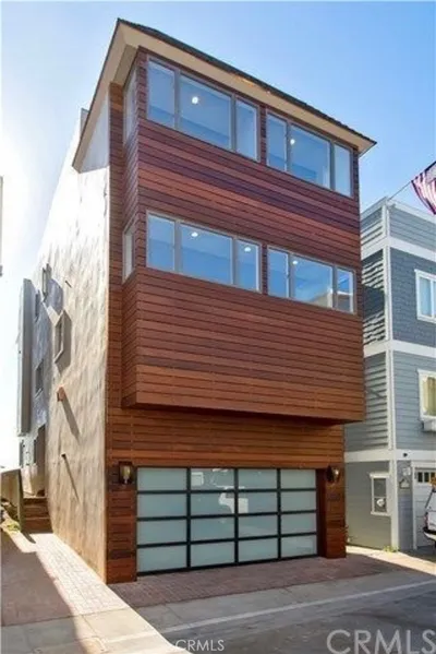 109 A Surfside
