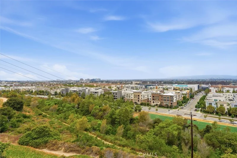 7459 Mcconnell Ave, Los Angeles, CA 90045