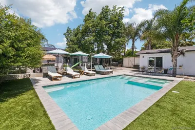 9239 Bellagio Rd
