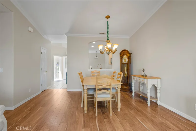 Photo 2 of 1936 Brighton Avenue
