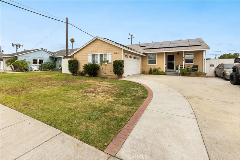 11015 Santa Gertrudes