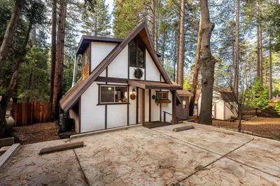 52515 Sunset Drive