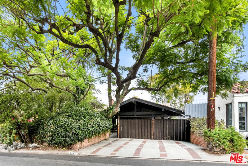3147 Waverly Drive