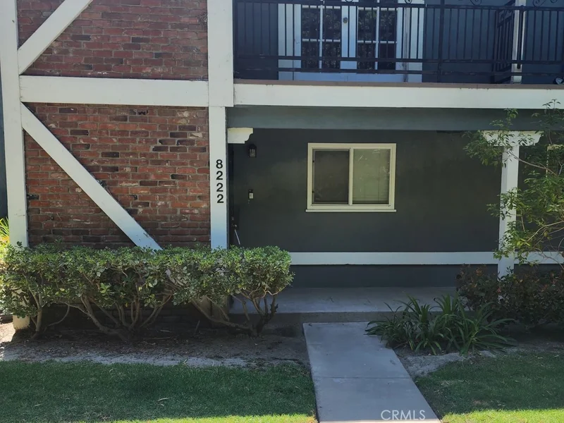 8222 Santa Inez