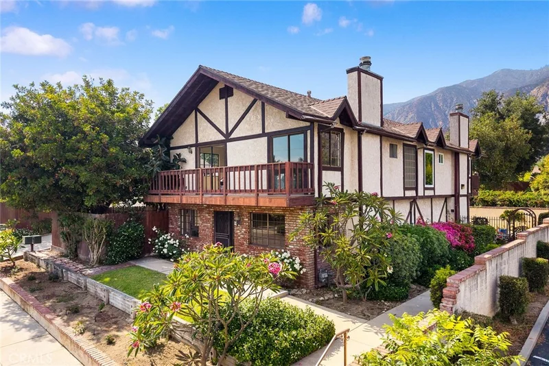 81 W Montecito Avenue