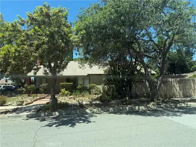 10002 Ashford Court