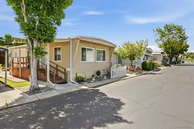4848 1/2 Old Cliffs Road photo 2