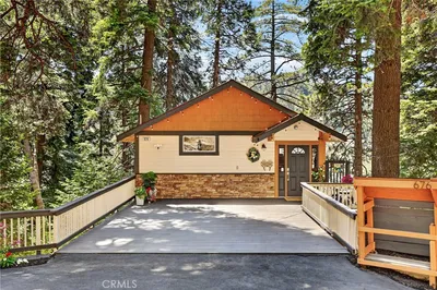 676 Lake Drive photo 2
