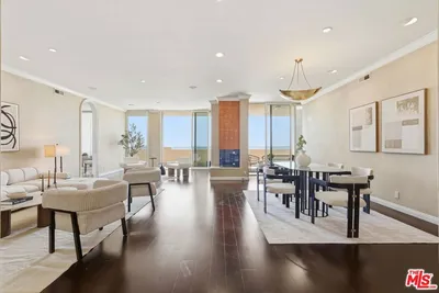 1333 S Beverly Glen Boulevard 902