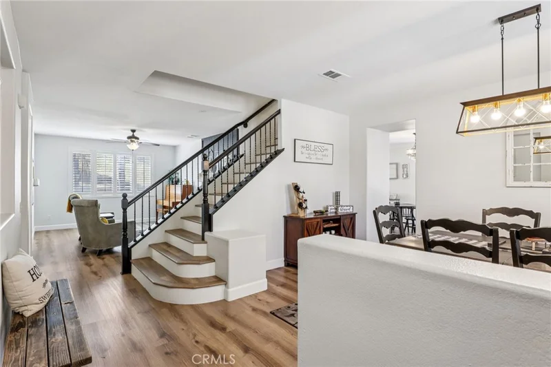 Photo 2 of 1806 Riverstone