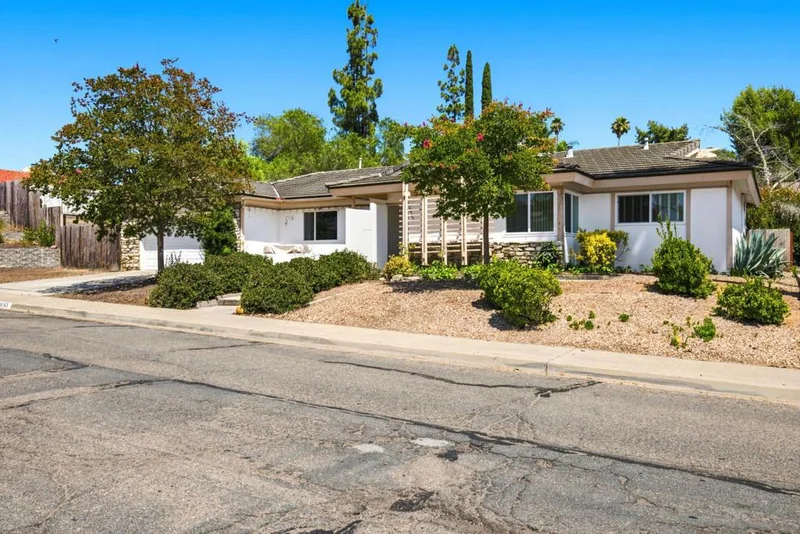 18163 Mirasol Dr, San Diego, CA 92128