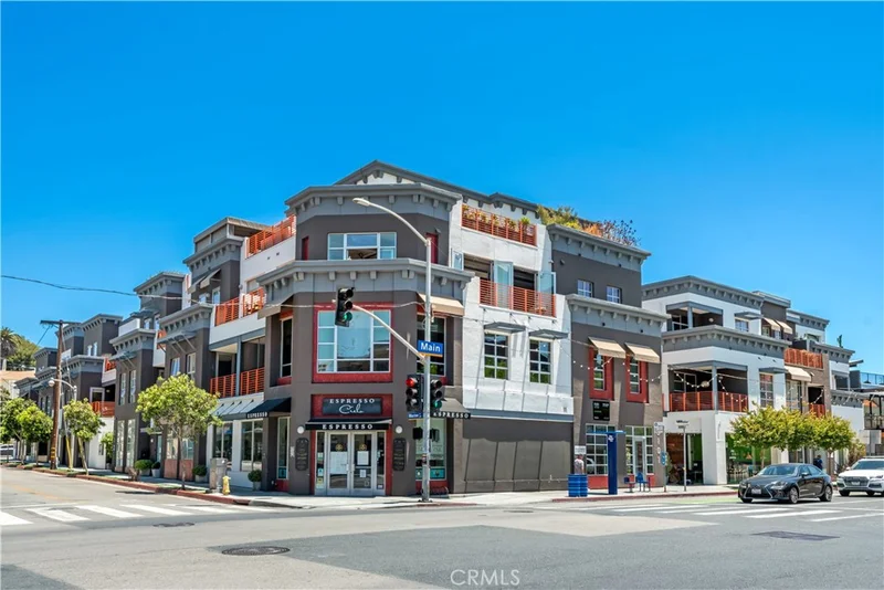 212 Marine Street 306