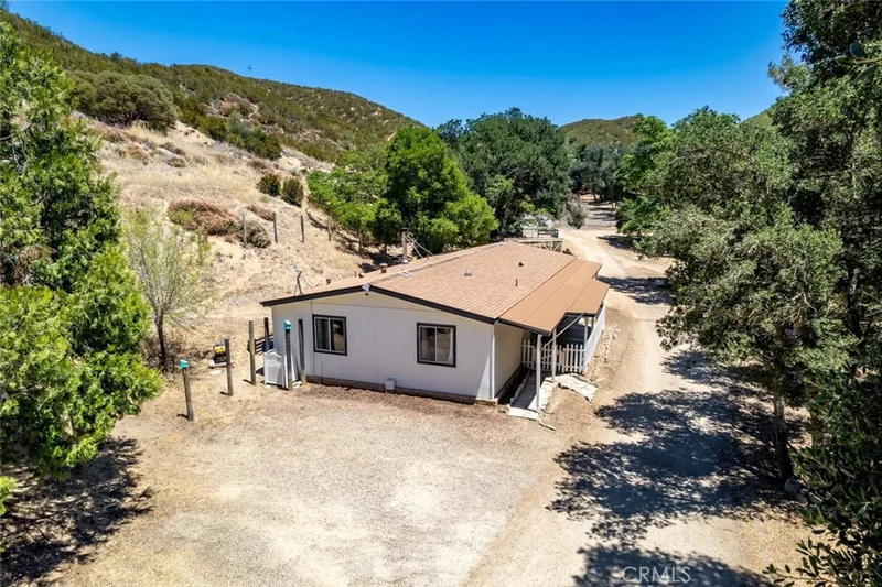 9740 Huer Huero Road, Creston, CA 93432