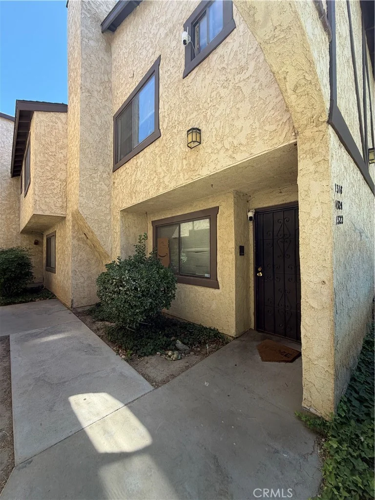 Photo 2 of 1322 W Avenue J4