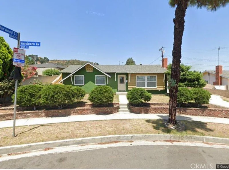 Photo 2 of 963 Ameluxen Ave