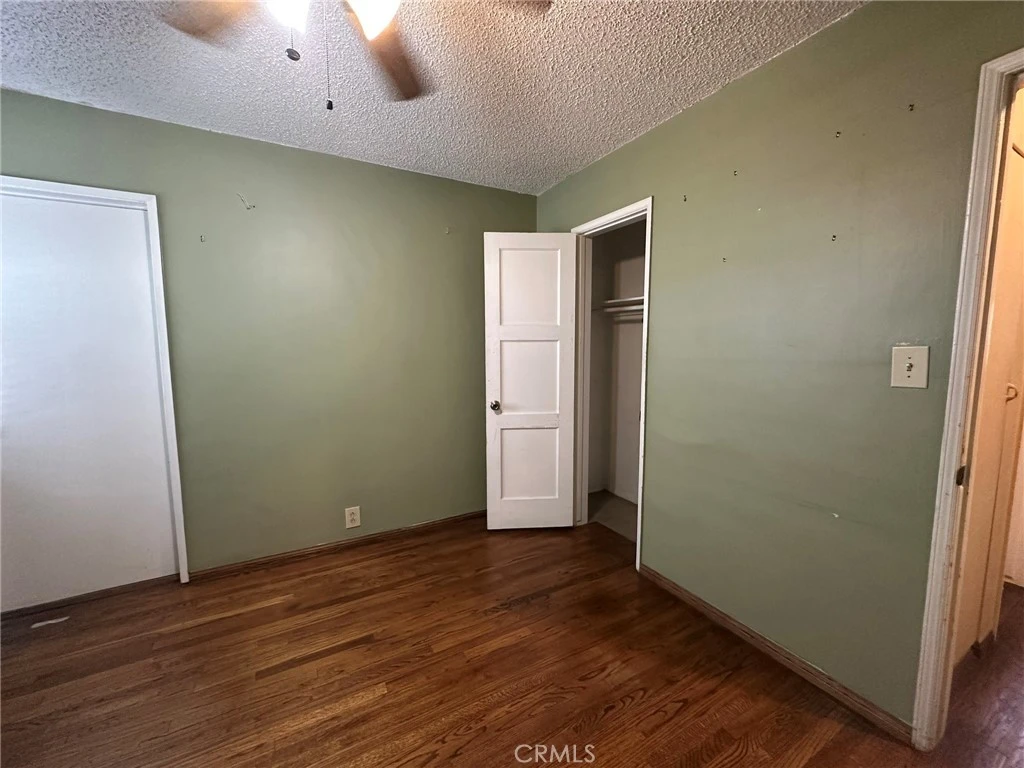 Interior 4