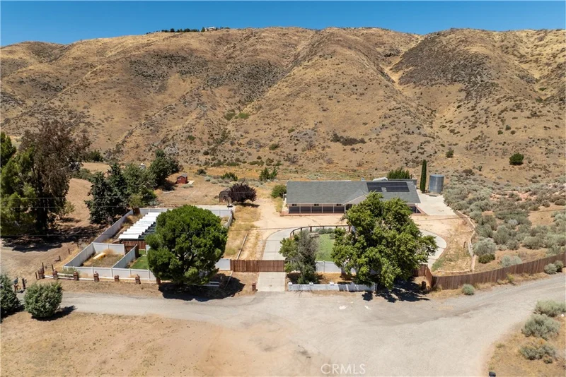 6221 Elizabeth Lake Road photo 2