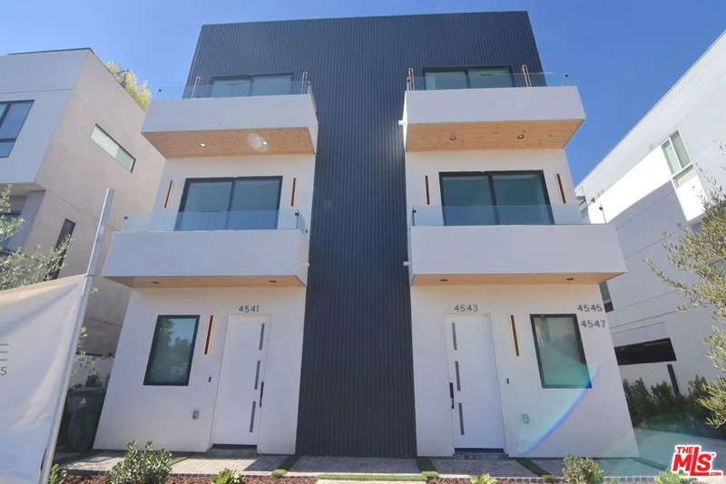 Photo 2 of 4543 Tujunga Avenue