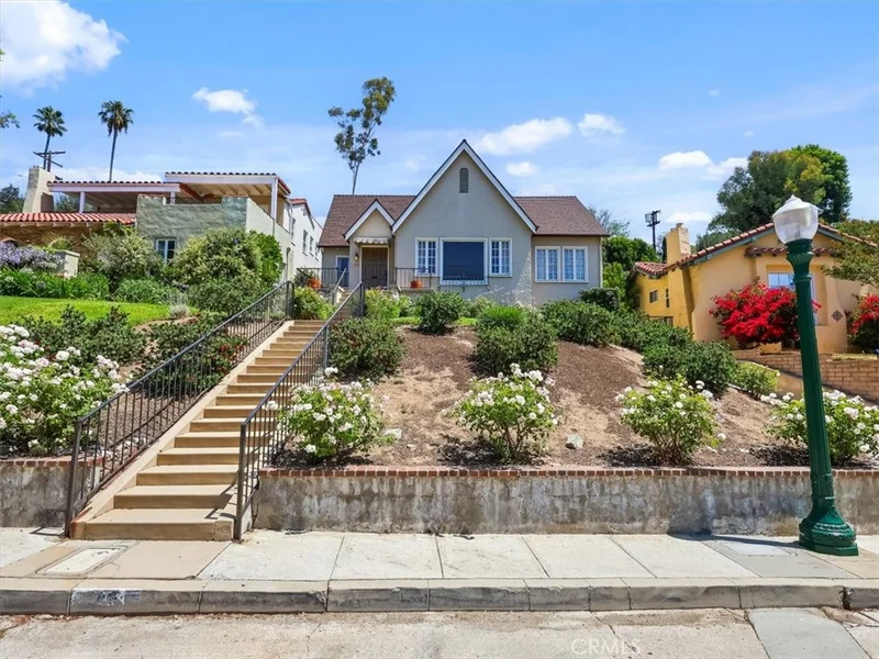 945 Rosemount
