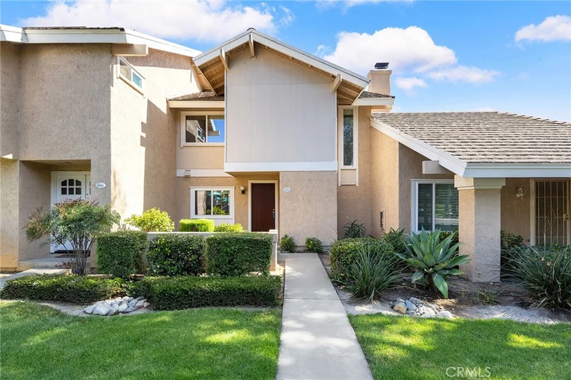 21155 Via Canon 8, Yorba Linda, CA 92887