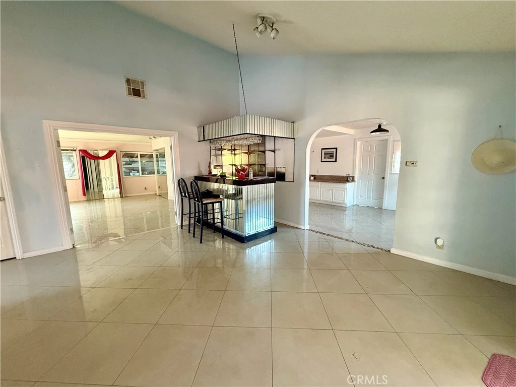 Interior 3