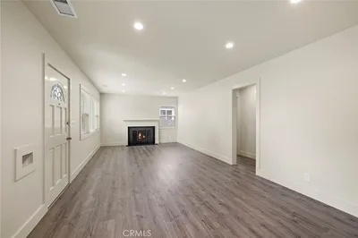 443 S Devon photo 2