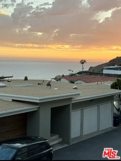 18069 Coastline Drive 9 photo 2