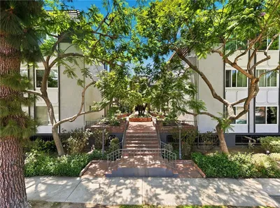5870 Green Valley 323