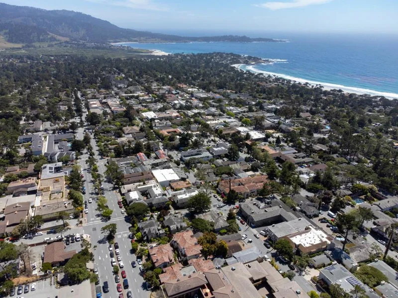 0 Mission 3 NW Of 4th Street 6, Carmel, CA 93921