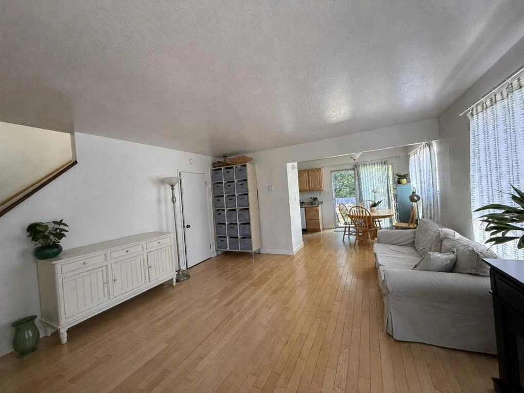 Interior 2