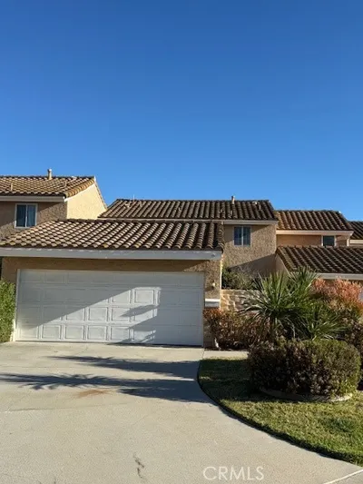4712 Park Jacaranda